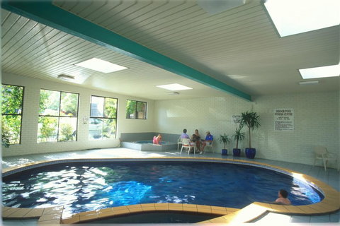 Best Western Plus The Tudor Box Hill - Holiday Jervis Bay 3