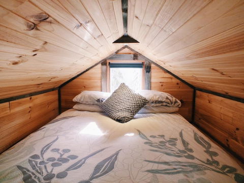 Big Tiny Seven Hills Tiny House, Tallarook - Holiday Jervis Bay 3