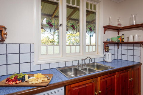 Bimbadeen Mountain Retreat - Holiday Jervis Bay 2