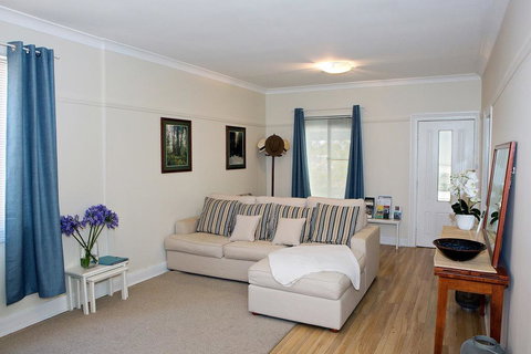 Blue And White Nile - Holiday Jervis Bay 3