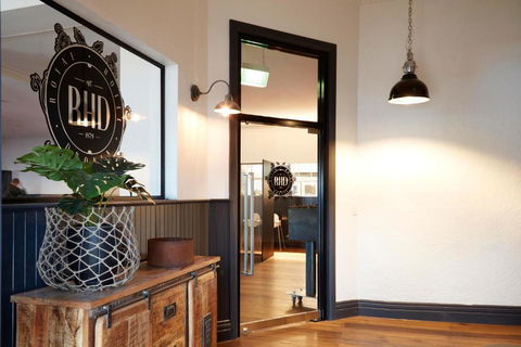 The Royal Hotel, Drouin - Holiday Jervis Bay 0