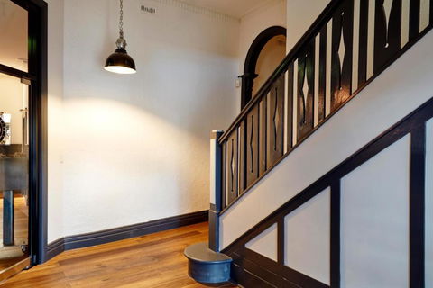 The Royal Hotel, Drouin - Holiday Jervis Bay 2