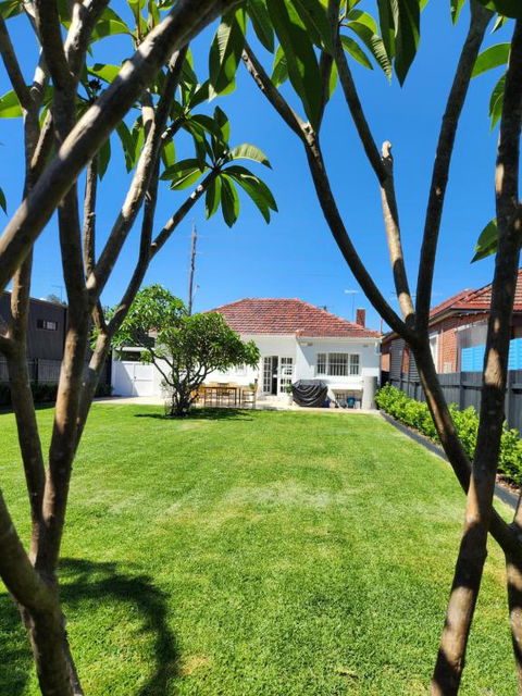 WOW - King Beds, Huge Yard, New Reno, Close To Beach, Private, Level No Stairs - Holiday Jervis Bay 0
