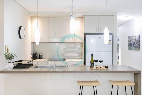 Zen On Stuart: 3-BR Penthouse Pad + Pool + BBQ - Holiday Jervis Bay 0