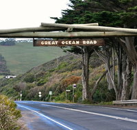 Small-Group Great Ocean Road and Twelve Apostles Full-Day Tour - Holiday Jervis Bay