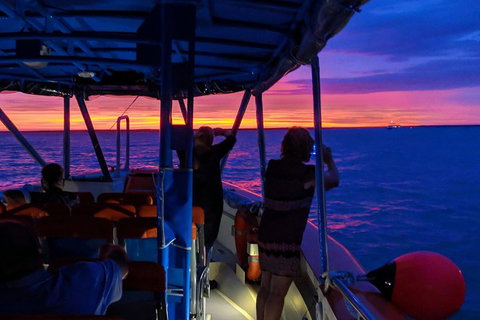 Tropical Light Sundowner Cruise With Drinks Included - Holiday Jervis Bay 5