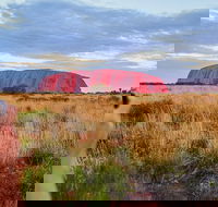 Uluru Ayers Rock Sunset with Outback Barbecue Dinner and Star Tour - Holiday Jervis Bay