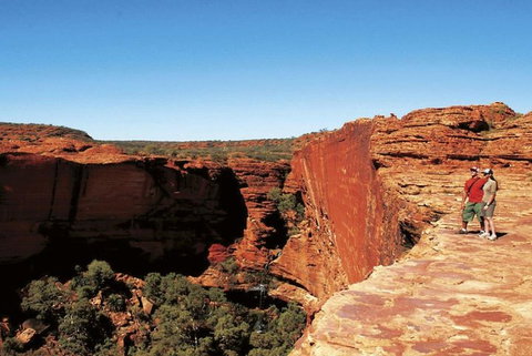 The Amazing Kings Canyon: 4-Hours Walking Tour And Hike - Holiday Jervis Bay 1
