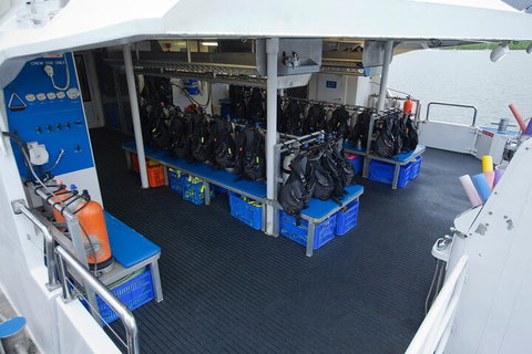 Silverswift Outer Great Barrier Reef Dive And Snorkel Cruise From Cairns - Holiday Jervis Bay 0