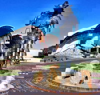 8-Day Outback Experience from Queensland - Holiday Jervis Bay