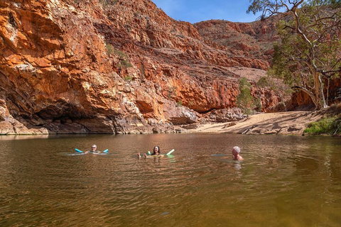 Private 9 Hour Walk And Waterhole Tour In West MacDonnell Ranges - Holiday Jervis Bay 2