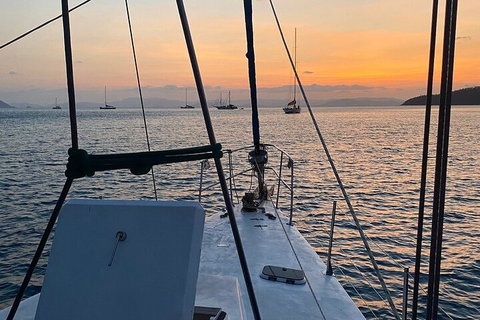 2 Night Small Group Whitsundays Sailing Adventure Aboard Mandrake - Holiday Jervis Bay 2