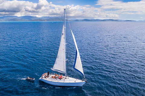 2 Night Small Group Whitsundays Sailing Adventure Aboard Mandrake - Holiday Jervis Bay 3