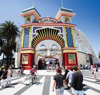 Private Full Day Melbourne City Tour with local guide - Holiday Jervis Bay