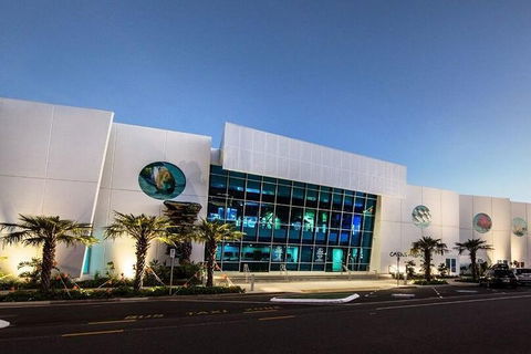 Cairns Aquarium Family Ticket - Holiday Jervis Bay 2