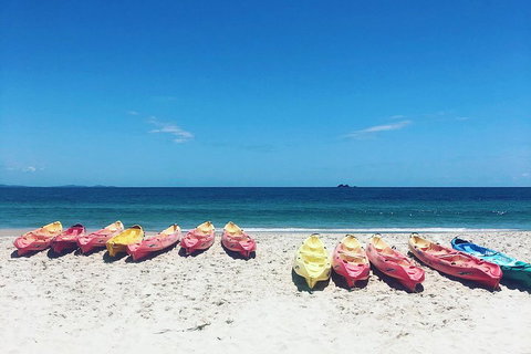 Kayaking With Dolphins In Byron Bay Guided Tour - Holiday Jervis Bay 1