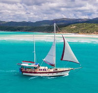 2-Day Whitsundays Sailing Adventure SV Whitehaven - Holiday Jervis Bay