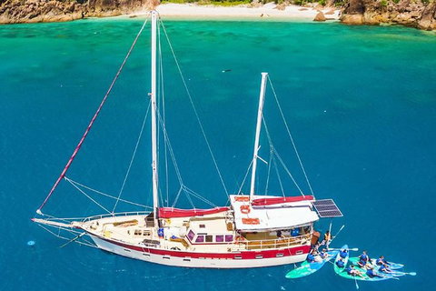 2-Day Whitsundays Sailing Adventure: SV Whitehaven - Holiday Jervis Bay 5