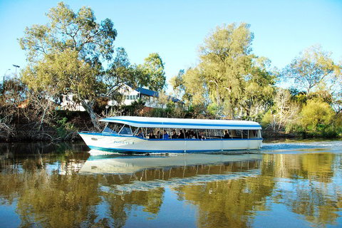 Torrens River Cruise In Adelaide - Holiday Jervis Bay 3