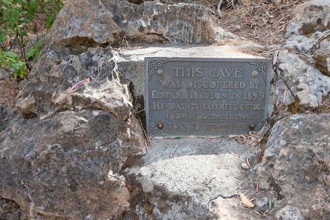 Ngilgi Cave Semi-guided Tour - Holiday Jervis Bay 1