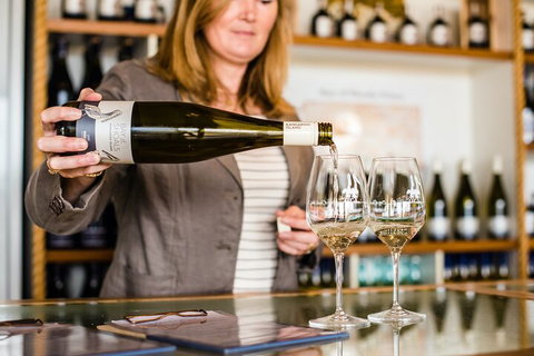 Heritage, Wine & Gin Tours - Holiday Jervis Bay 1