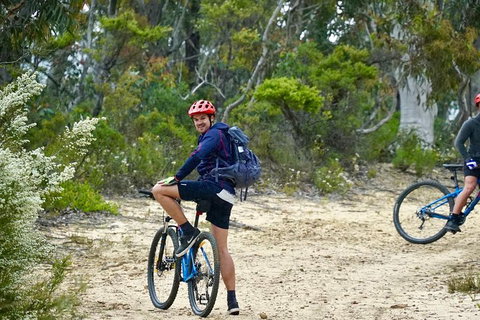 Blue Mountains Hanging Rock SELF-GUIDED Mountain Bike Hire Service - Holiday Jervis Bay 4