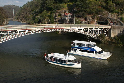 Cataract Gorge Cruise 11:30 Am - Holiday Jervis Bay 1